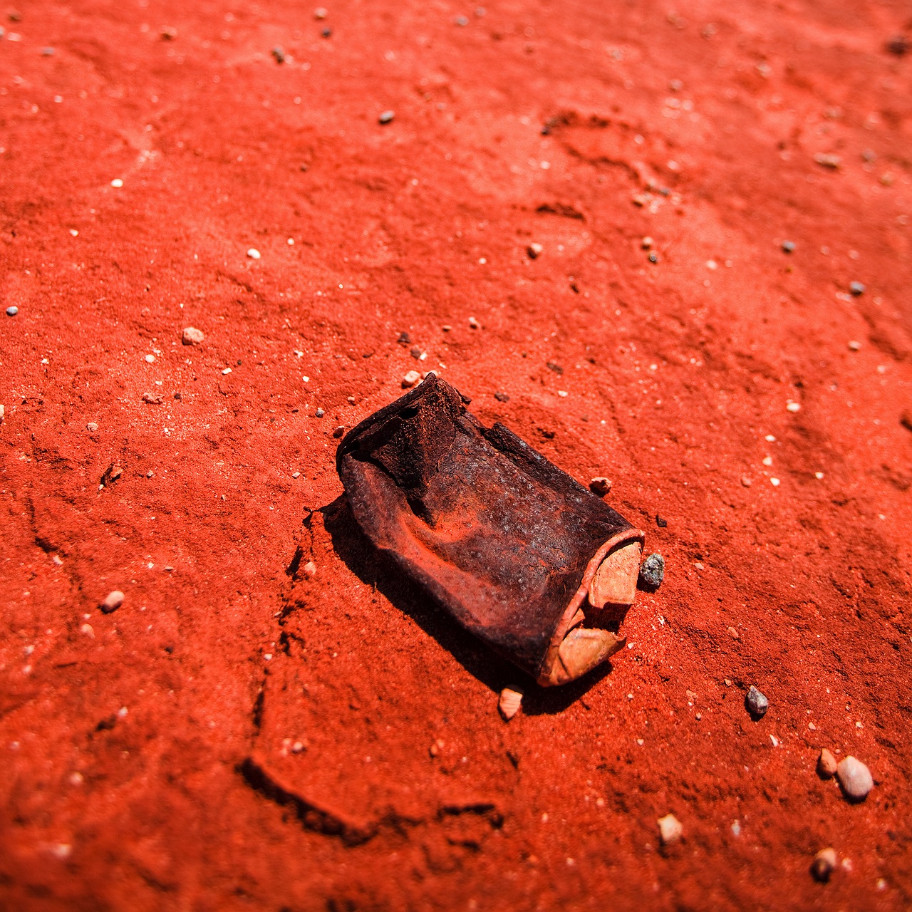 western_australia_iron_rich_red_dirt_outback_3
