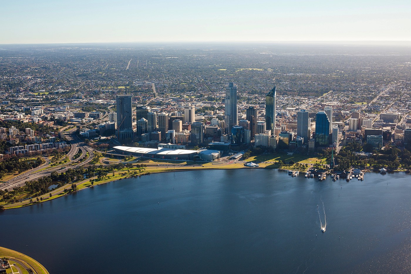 5_old-photo-perth-city-skyline-2008