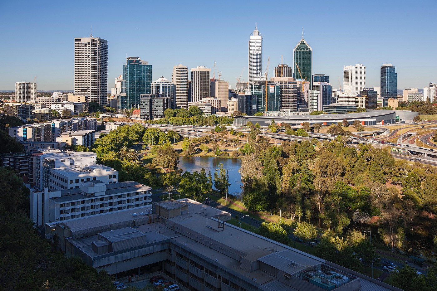 9_old-photo-perth-city-skyline-2009