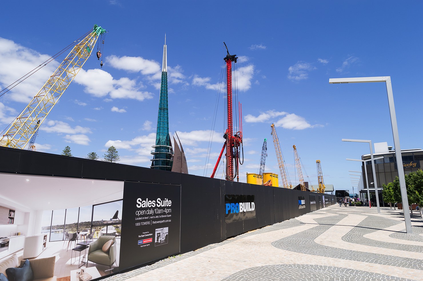 ritz-carlton-perth-elizabeth-quay-construction-cranes